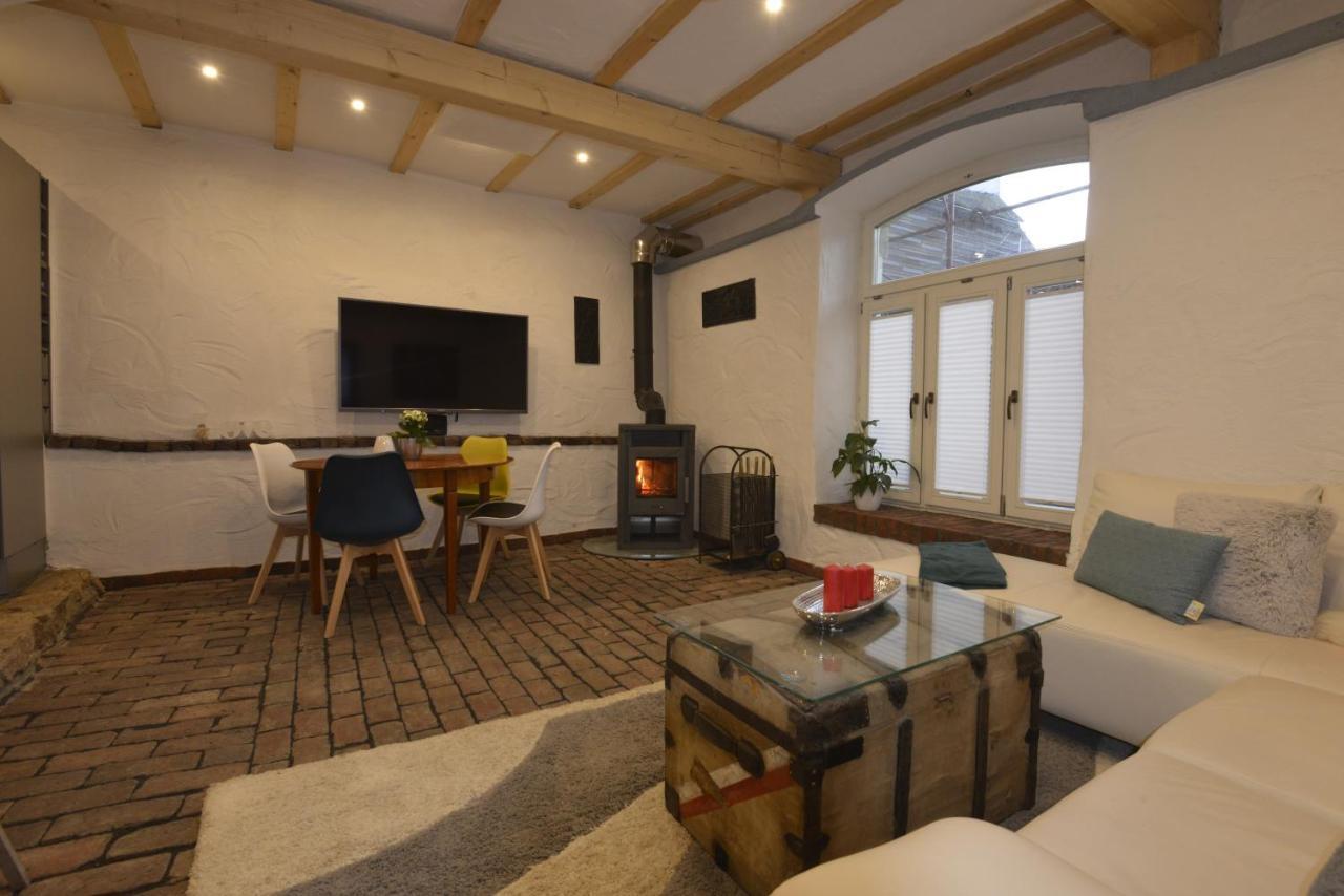 Eifel Kate, Relaxen Mit Sauna Und Whirlpool Dahlem  Kültér fotó