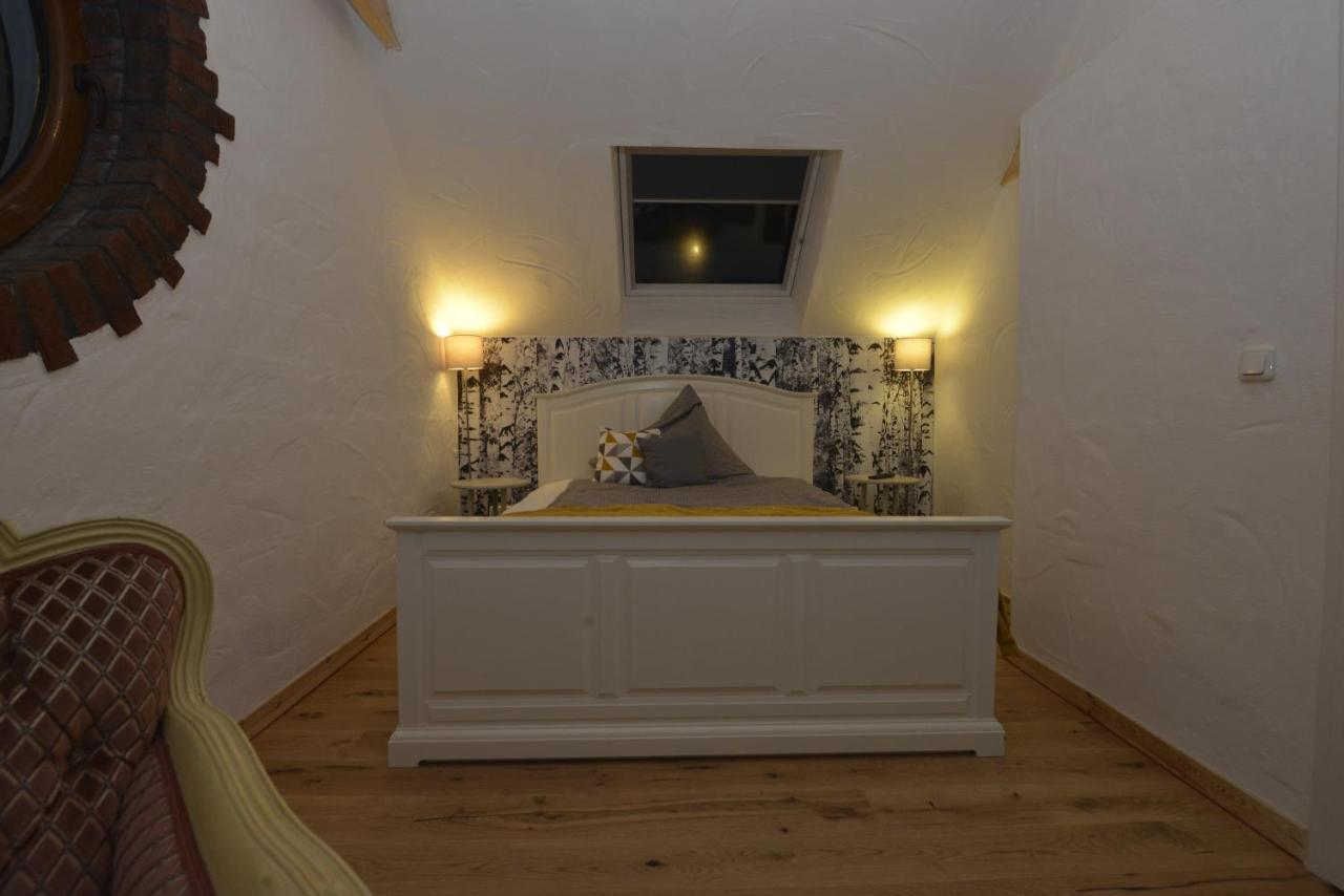 Eifel Kate, Relaxen Mit Sauna Und Whirlpool Dahlem  Kültér fotó